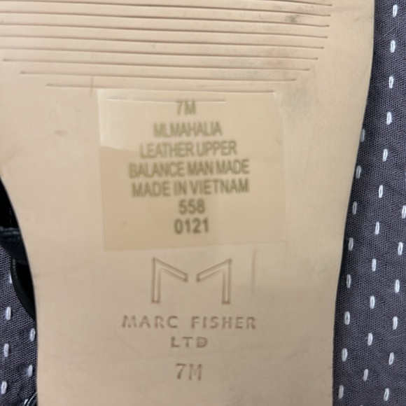 Marc Fisher Mahalia Strappy Sandal - Picture 4 of 4